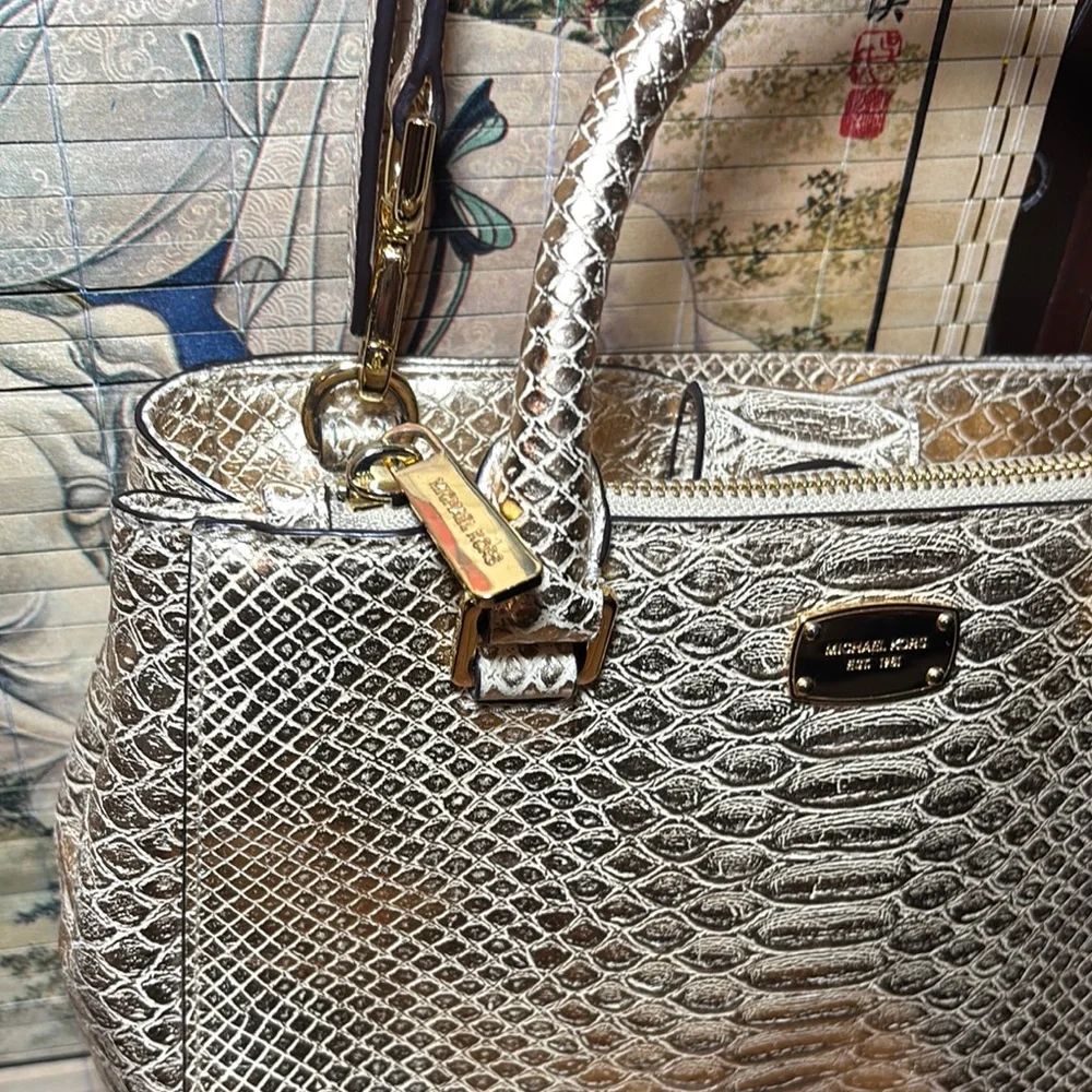 MICHAEL Michael Kors Metallic Gold Snakeskin Satchel w Dust Bag, Gold Tone Charm